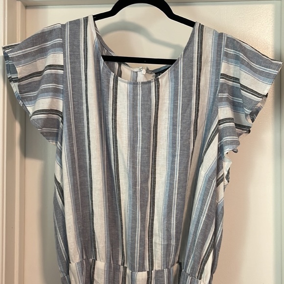 Nwot Flutter Cap-Sleeve Linen Blend Jumpsuit - Picture 3 of 8